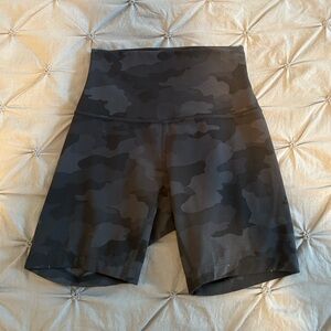 Lululemon Align 6” biker shorts Heritage Camo